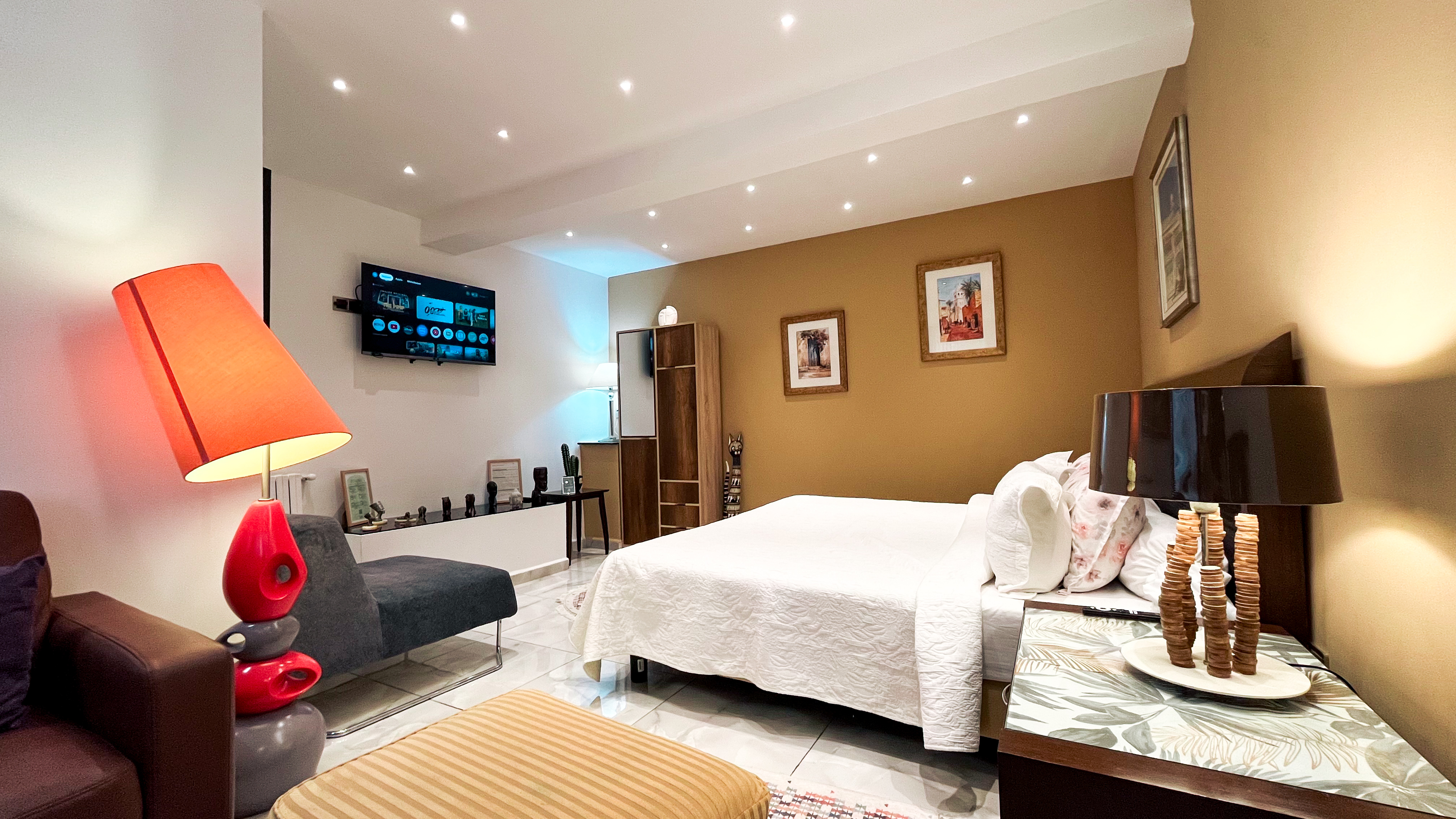 N°03: Studio contemporain avec espace ouvert